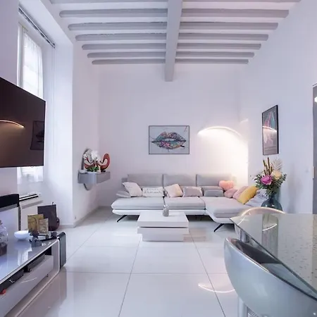 Large Duplex - Air Conditioning & Parking - Walk To The ! - Le Saint Henry Appartamento Cannes